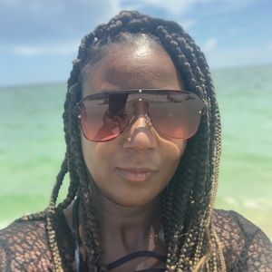 Meet your Posher, Alonzetta